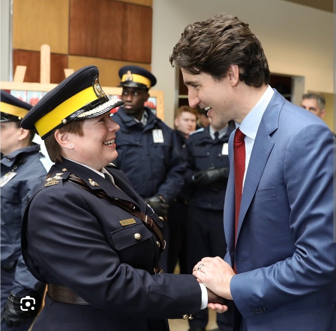 parentsAB's tweet photo. @yegwave How’s that SNC-Lavalin investigation going? Or the dozens of other Liberal scandals collecting dust?
Figured as much.
The RCMP has become the most compromised, politically neutered police force in the Western world.
#cdnpoli #TrudeauCorruption #RCMP https://t.co/bDgKR1NnpR