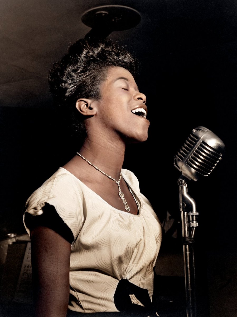 covertitlan's tweet image. ☕🎶 Esta semana tenemos un especial dedicado a los rituales del té y el café. Disfruta temas como "Black Coffee" con Sarah Vaughan, "Tea in the Sahara" con The Police, "Tea for Two" con Ella Fitzgerald, ¡y muchas joyas más! 📻 Martes, 8:00 pm @HorizonteJazz 107.9 FM.