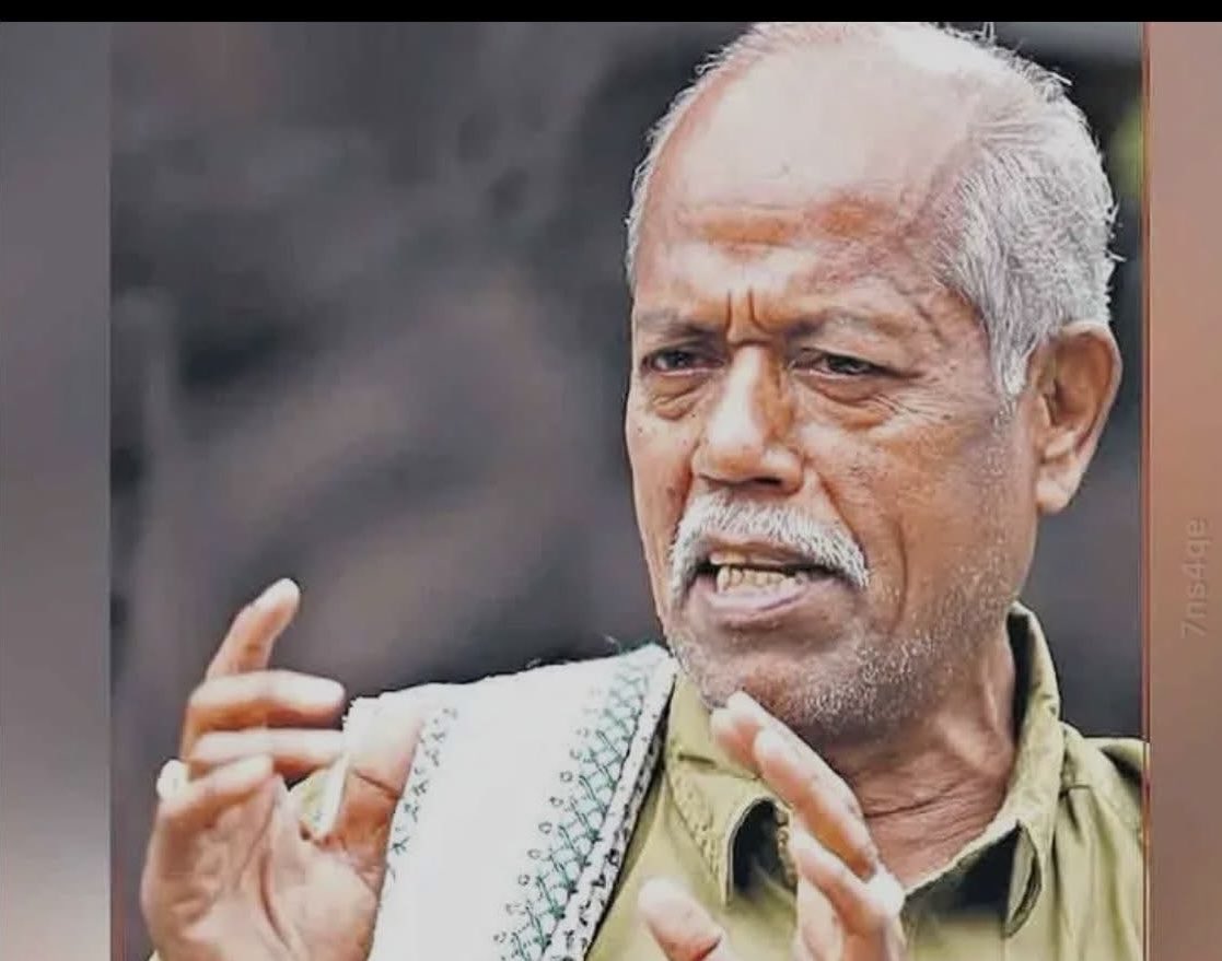 deviprasadBrs's tweet image. తెలంగాణ ఉద్యమం లో తన పాటల ద్వారా ప్రజా చైతన్యాన్ని రగిలించిన ప్రముఖ గాయకుడు ప్రజాకవి అందెశ్రీ మరణం బాధాకరం, మానవ విలువలను, సామాజిక చైతన్యాన్ని తన గొంతులో వినిపిస్తూ వచ్చిన అందరి అందెశ్రీ గారికి వినమ్ర కన్నీటి జోహార్లు 💐💐💐💐🙏