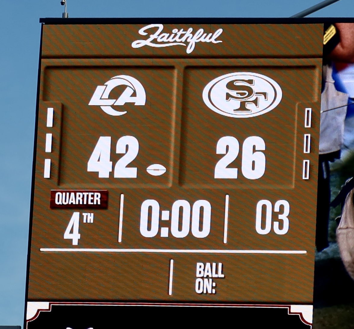roblespan's tweet photo. A throughly enjoyable rout of the 49ers at Levi #RamsWin https://t.co/2VB79duh6M