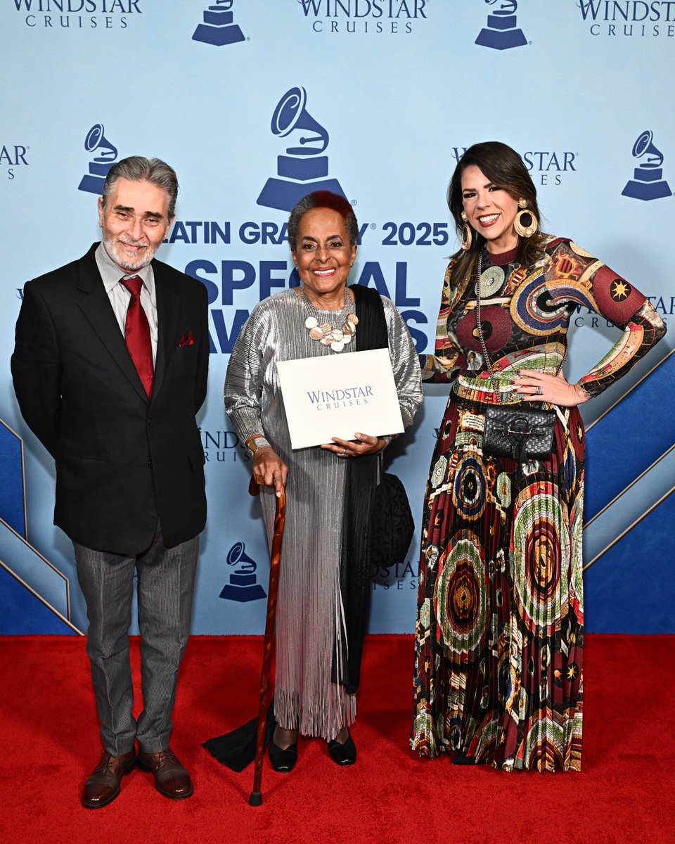 The Latin Recording Academy / Latin GRAMMYs tweet media