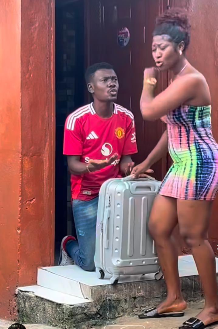 From the day her short husband started praising her for having nice hair, I knew something was off, i told my sister, madam, first zip ur pants, my spirit just never liked that man 🤔 

they say love is blind but sometimes it blinds even the wisest of souls

when my sister