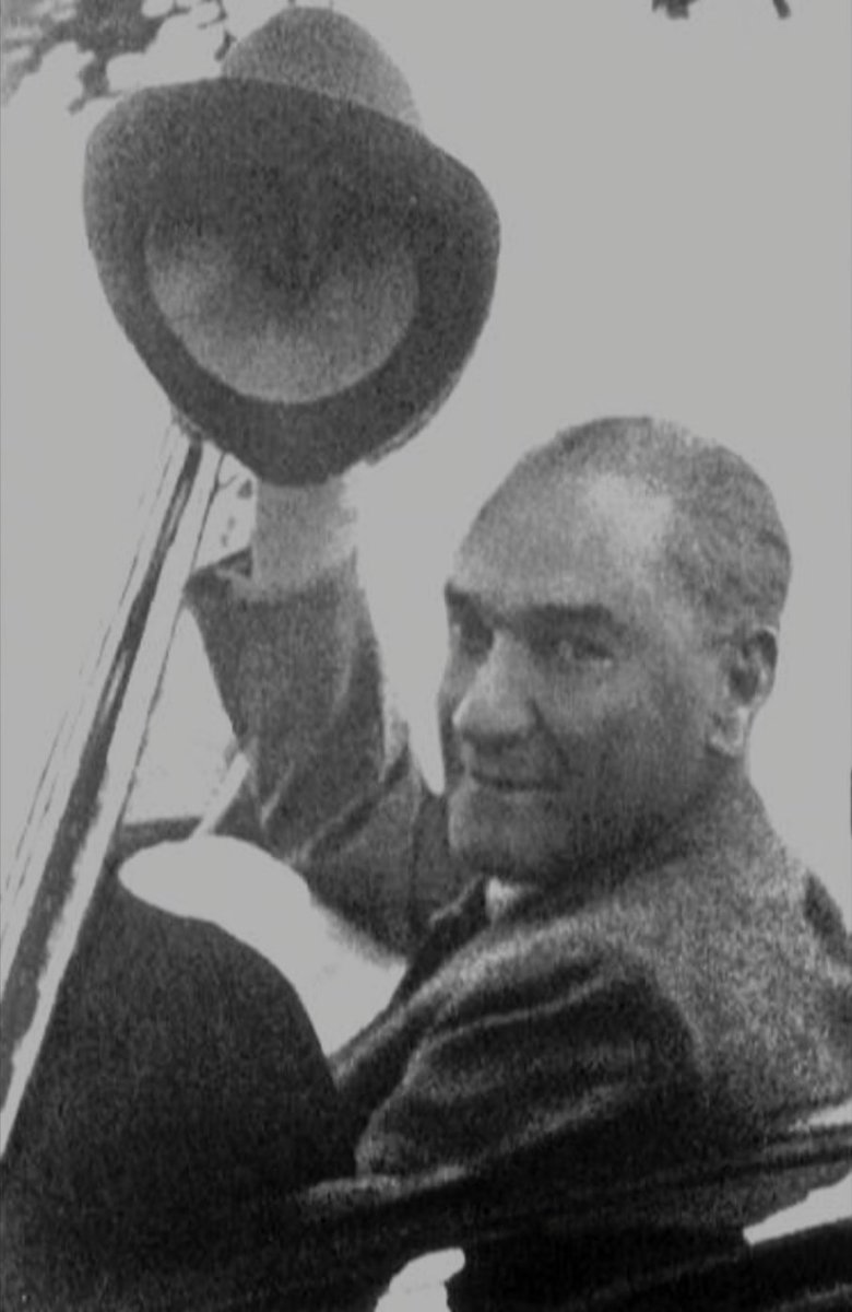 "Bu söylediklerim hakikat olduğu gün senden ve bütün medeni beşeriyetten dileğim şudur: Beni hatırlayınız."

Biz seni hiç unutmadık ki...
#10kasım1938