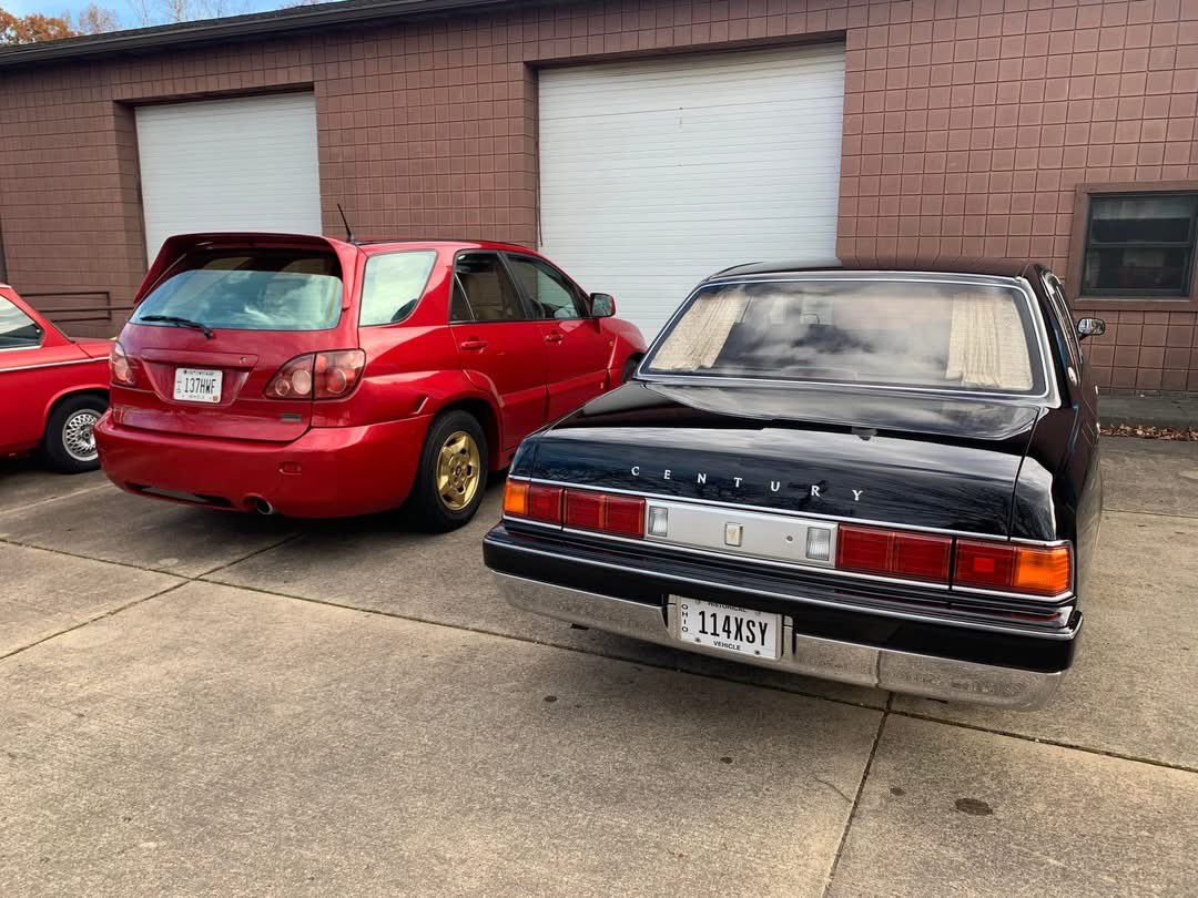 4DRGAMI これですね、限定車とはいえハリアーがアメリカに行ってるのは以外