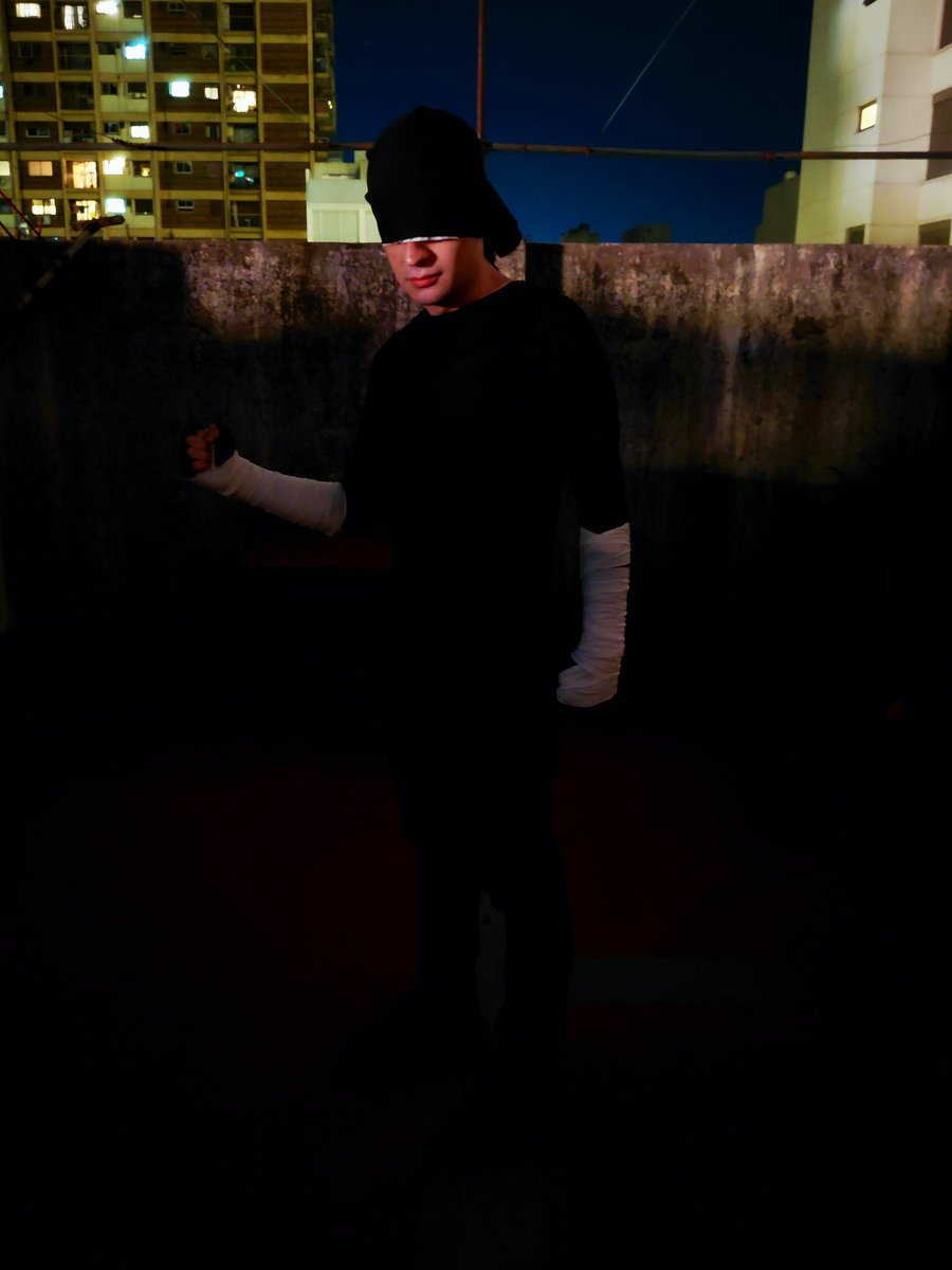 FNiremberg's tweet image. "How Do You Know The Angel And The Devil Inside Me Aren’t The Same Thing?" - Daredevil Season 3 cosplay