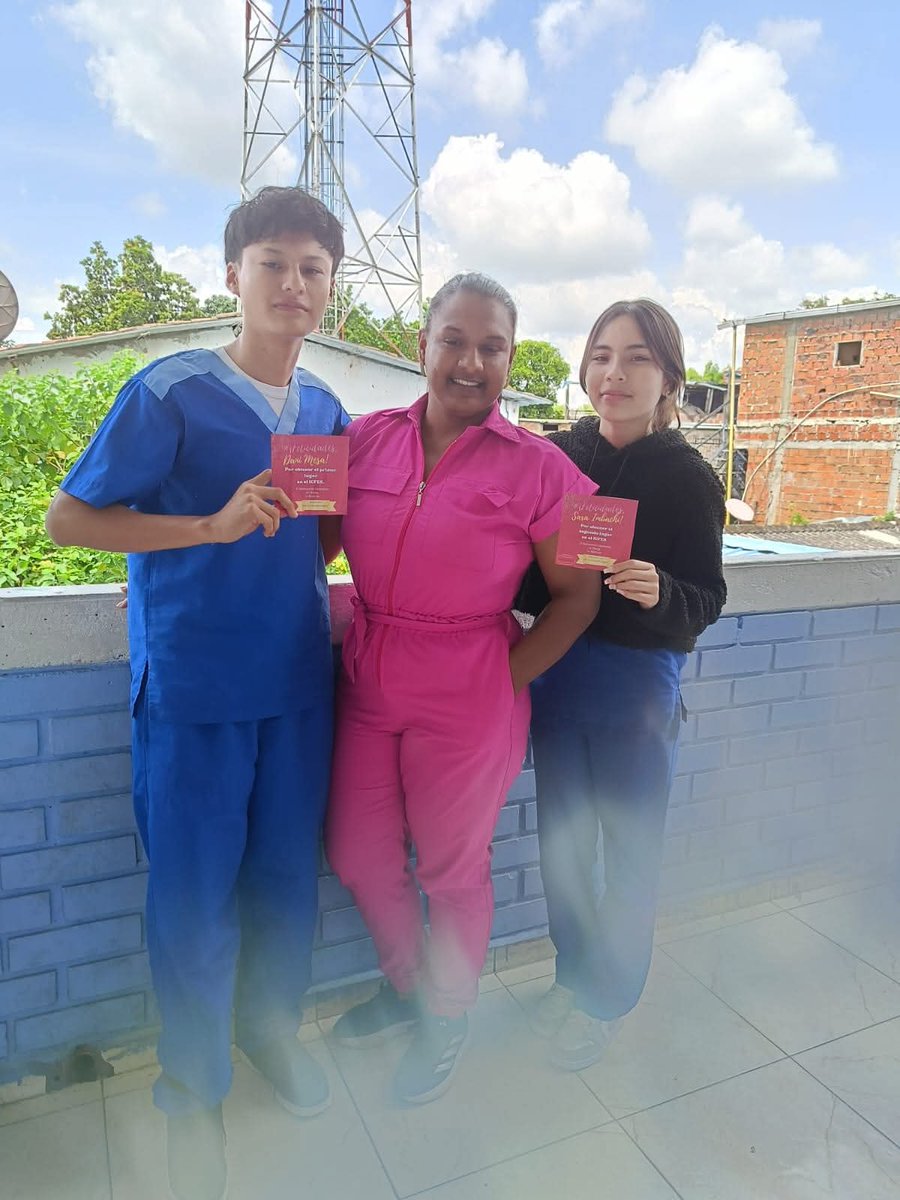IeSemilla's tweet photo. GRACIAS ...AMIGOS  DE SEMILLA DE LA ESPERANZA!
Los estudiantes que obtuvieron los dos primeros puestos en los resultados de las pruebas ICFES.2025, reconociendo así el  esfuerzo y  la excelencia academica de los  estos jovenes :
Danny Meza Leyton
Sara Valentina  Imbachi Sepulveda https://t.co/Gima81XpN9