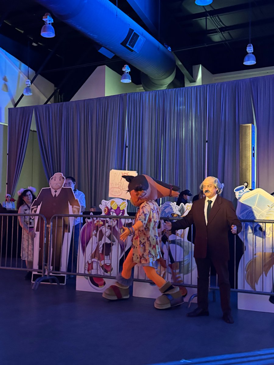 Kevin___W's tweet image. @BurgerManPosts Burger Man 🤝Burger Man