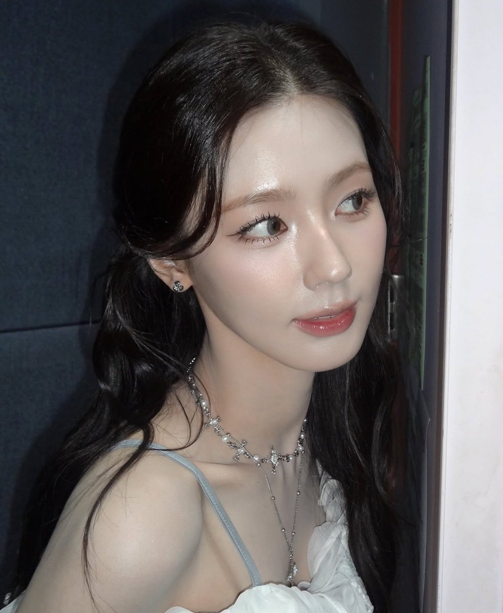 空飛ぶ娘 (@skysky_ca) / Posts / X