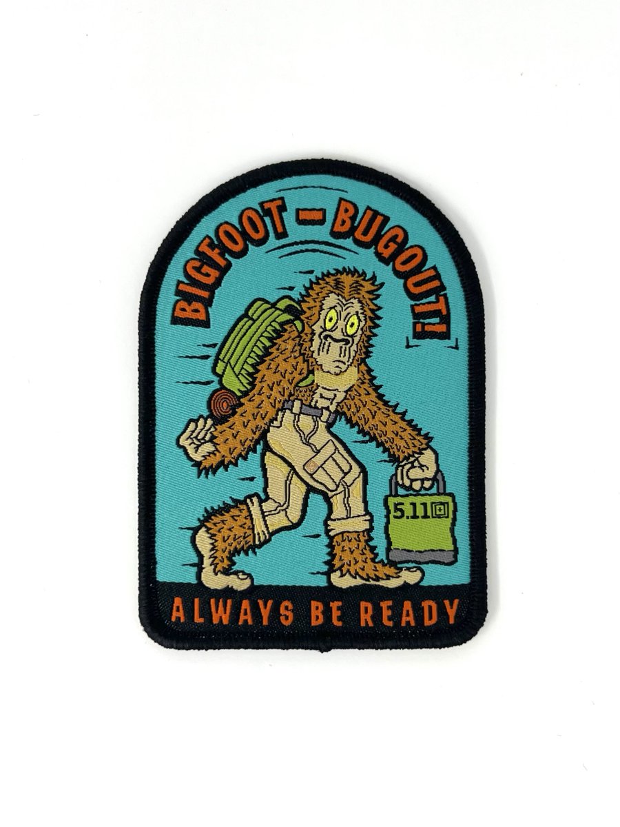 PATCH_EX_JAPAN's tweet image. 【BIGFOOT BUGOUT PATCH】

ビッグフットが5.11ギアを抱えて全力退避。
コミカルなのに“Always Be Ready”の精神がしっかり息づく一枚。
備えは万全、走り出すだけ。その瞬発力を遊び心で表現。

#511tactical
#PATCHEX