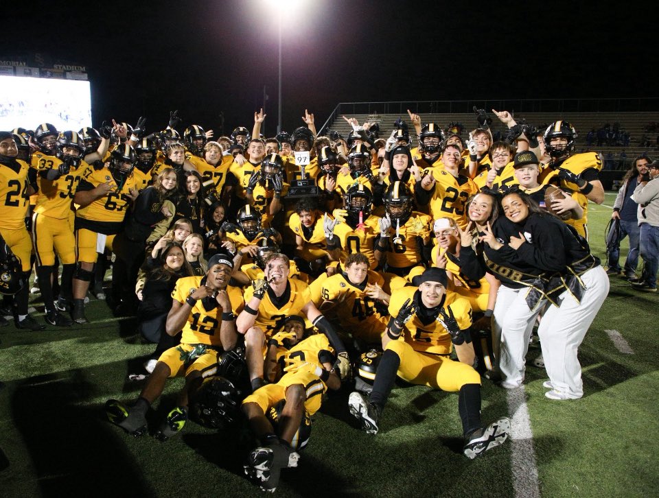 ozwizardof73's tweet photo. 2025 District Champs!!! Onto the playoffs #takestate https://t.co/iPJBuBipwd