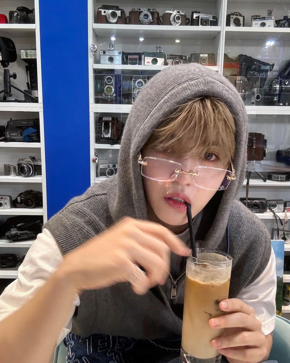 soft_s_coups's tweet photo. 🖤

#2025MAMAVOTE #SEVENTEEN https://t.co/zJDG1DvNdv