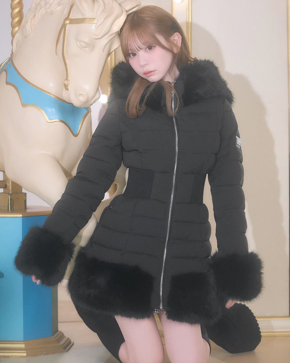 𝐍𝐄𝐖 𝐀𝐑𝐑𝐈𝐕𝐀𝐋 】 圧倒的な「細見え追求」ダウンコート 𝐍𝐄𝐖 𝐀𝐑𝐑𝐈𝐕𝐀𝐋 】 圧倒的な「細見え追求」ダウンコート