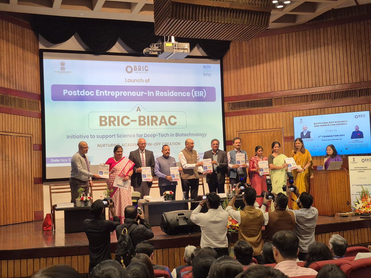 Happy #2ndBRICFoundationDay!

Hon’ble Minister <a href="/DrJitendraSingh/">Dr Jitendra Singh</a>, launched the BRIC-BIRAC Entrepreneur-in-Residence (EIR) Program, empowering young innovators to translate cutting-edge biotech ideas into successful ventures.

In support of the science of deep tech, the initiative