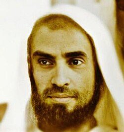 snalobodi's tweet image. مــرآةٌ صافيـة!

سألني صديقٌ عن قول بعض علماء العصر أن من قرأ كتب العلامة العثيمين -رحمه الله- فقد حصَّل 90% من العلم، فقلت: هذه لطائف تشمُّ ولا تحكّ، ولعلَّ هذا العالم الفاضل قَصَدَ ما يحتاجه طالب العلم في زمن تأسيسه من المعارف، فهذا القول بهذا المعنى ليس بعيدًا عن الواقع ..…