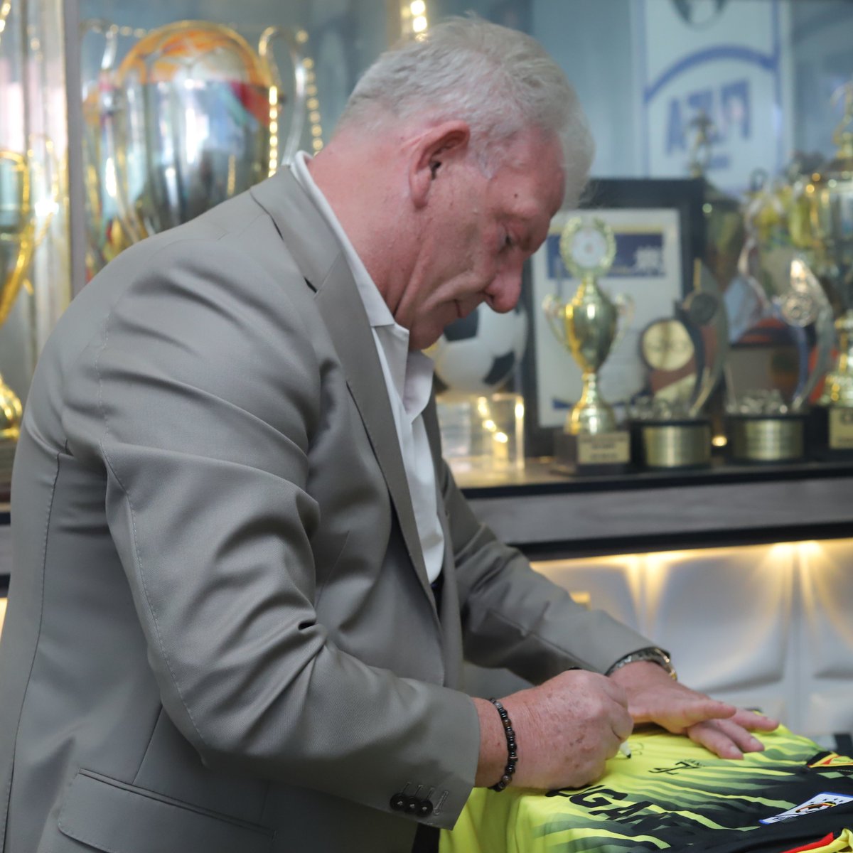 Uganda Cranes tweet media