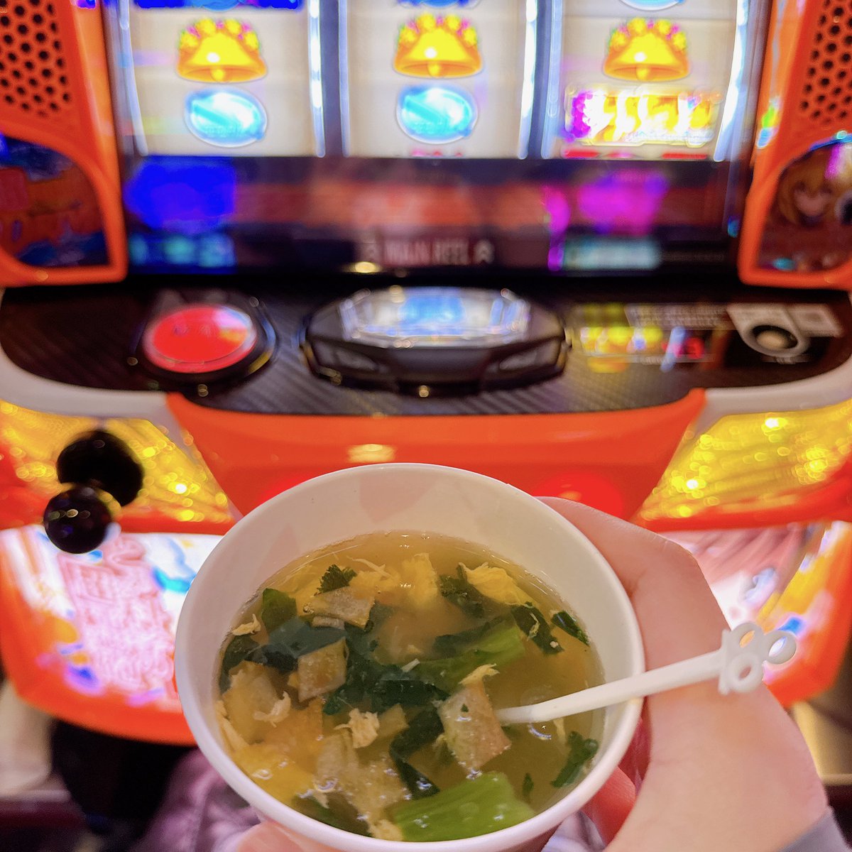 駆け抜けデフォ過ぎて辛い🥹
上位CZ入ってる台や2000枚お持ちの台もあるなぁ…💭

卵スープいただいた！ありがとう🙌✨
休憩行ってきます🥹
#KEIZラパーク金沢店🦋PR