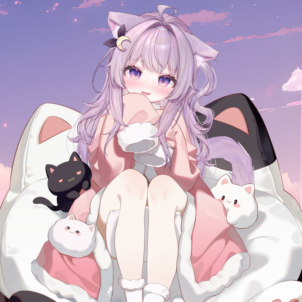 mausleeps's tweet image. i started vtubing 6 months ago.. no debut, no network, no hype &amp;gt;~&amp;lt; just one stream, 0 viewers, a lot of inconsistency, and around $60 assets + model... 💤

this post isn’t about numbers, but maybe it can inspire someone starting out like i did!

just by having fun, doing what i…