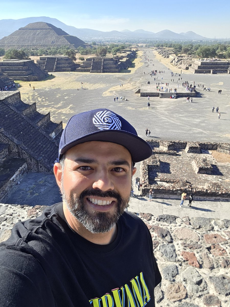GetFriaredUp's tweet image. You're welcome San Diego. I literally flew to Mexico City, climbed the Temple of the Moon this morning wearing my SDFC hat, &amp;amp; prayed to the Gods for a W. The dream lives on! #LFGSDFC