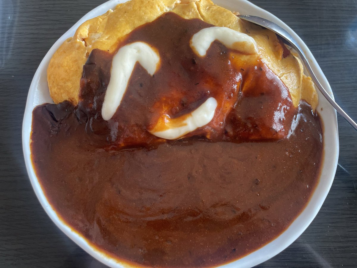 tuhha's tweet photo. ビーフオムカレー？ https://t.co/0A1r2NIrmG