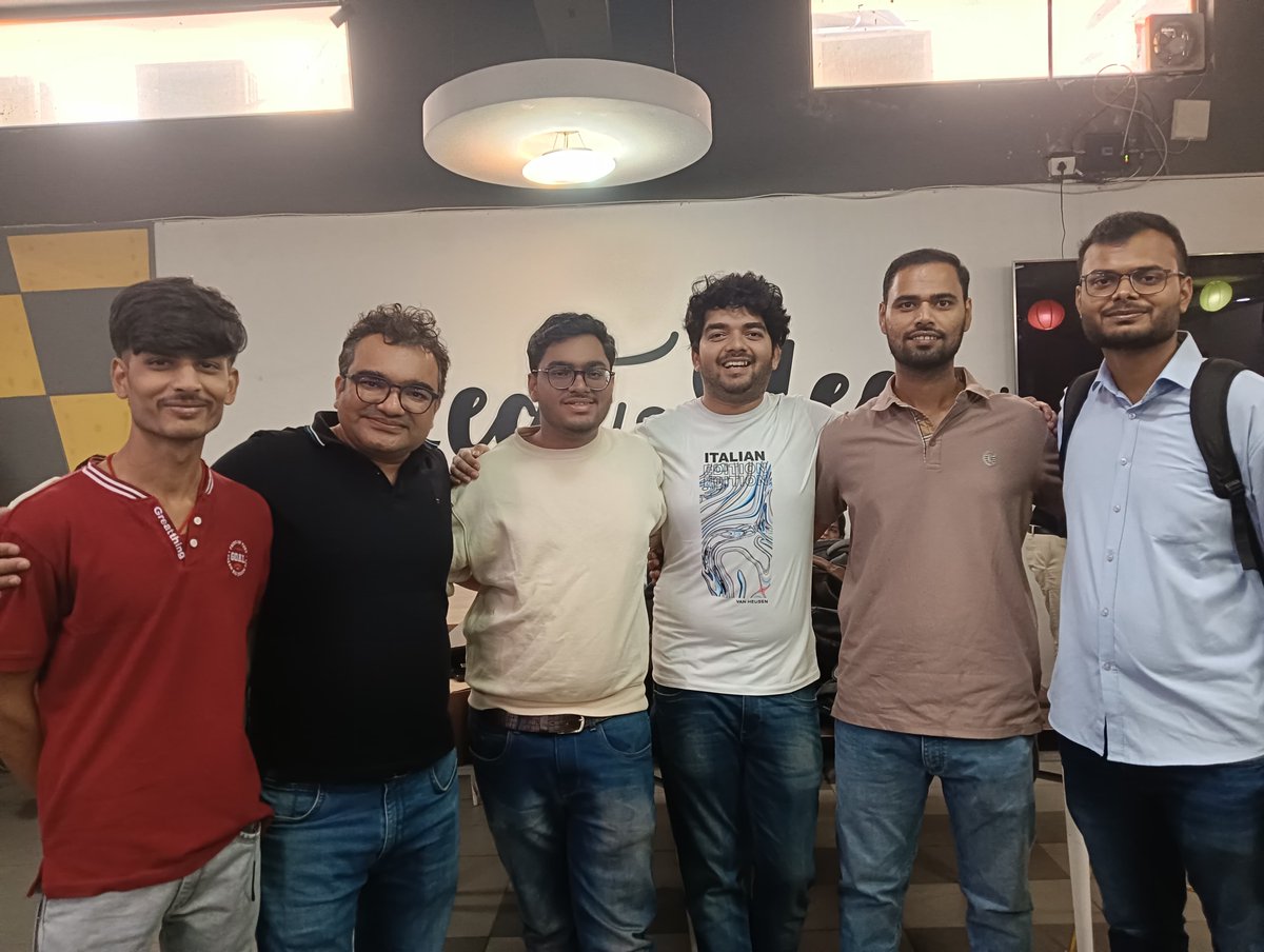 What an amazing sight to see!  Kube&amp;AI: Build Your Own Chatbot on Kubernetes brought together builders, learners, and AI enthusiats! #KubeAI #CNCF