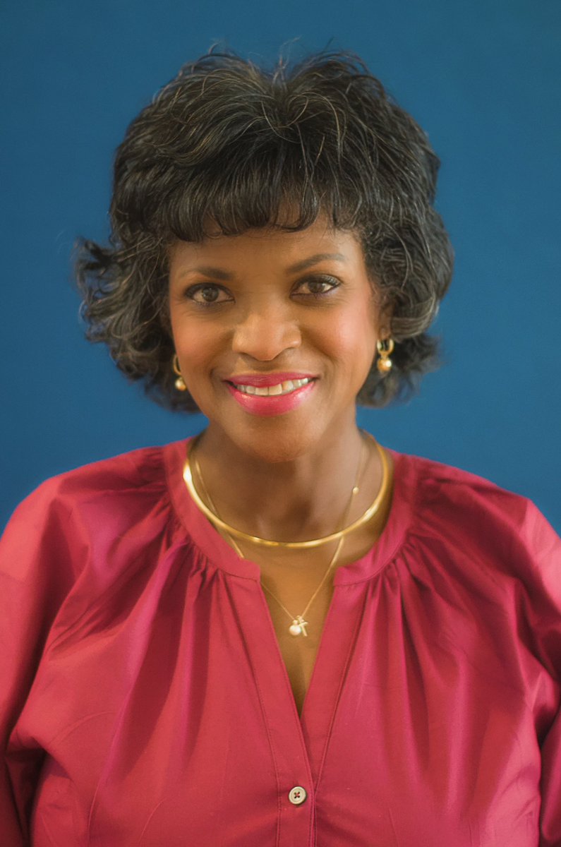 ✨ New Headshot with my New Hair ✨ Attended a business conference for entrepreneurs, attendees received a free headshot.
#tereeswestern #newheadshot #headshotphoto