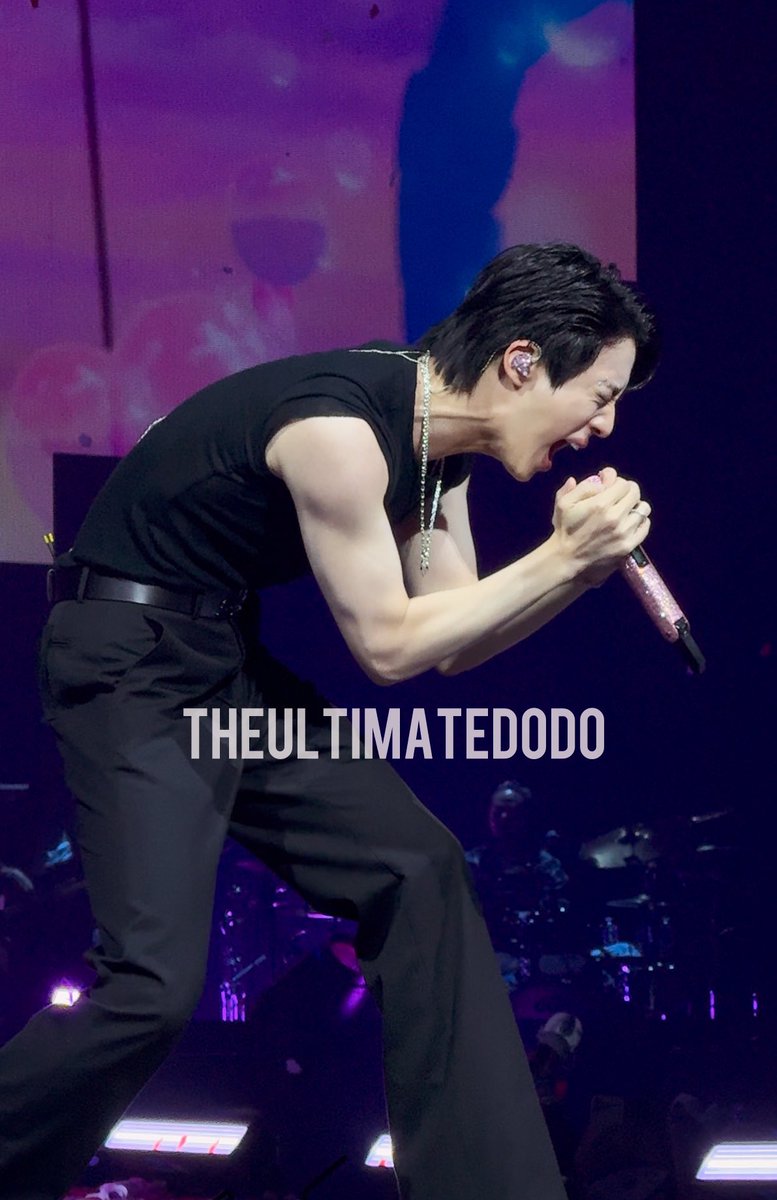 chantel_yip's tweet image. I’m voting #Jin for #2025MAMAVOTE