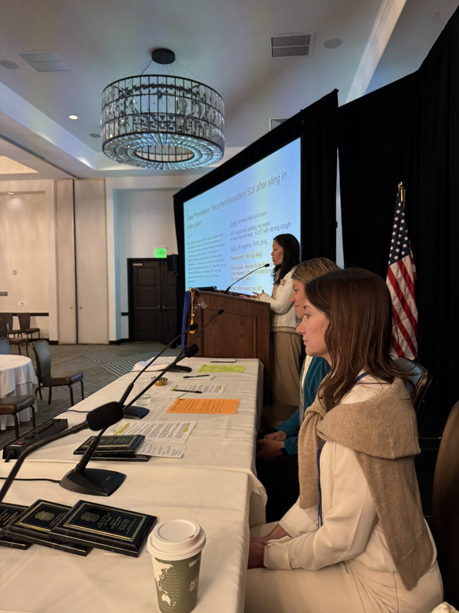 DrSCohen's tweet image. Dynamic discussions during #PelvicFloor #Reconstructive #Urology #WSAUA25 @auawest Program; planned by @CTwissMD, moderated w @Dr_UnaLee. Highlight incl debate on management of Recurrent #SUI After Sling w @ClaireBurtonMD @CityofHopeSurg #Urology &amp;amp; @demoskowitz @URPSUCI @sufuorg