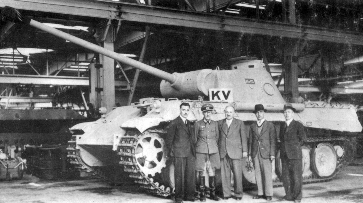 YPasholok's tweet image. Pz.Kpfw.Panther Ausf.D, first production Panther version.
dzen.ru/a/aQXMzuDTCk0j…
#panther