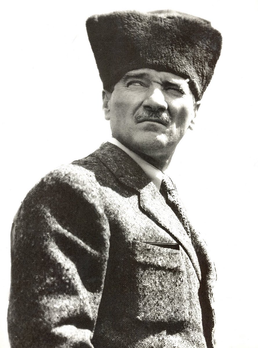 Dün, bugün, yarın ve daima izindeyiz. 

Ruhun şad olsun yüce Atatürk.
