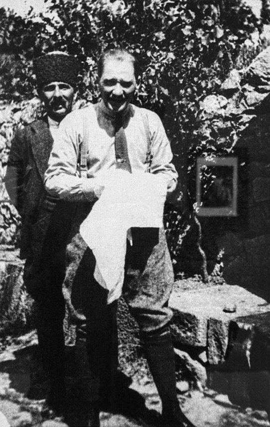 Bugün kutsal gün 🇹🇷

#10Kasim