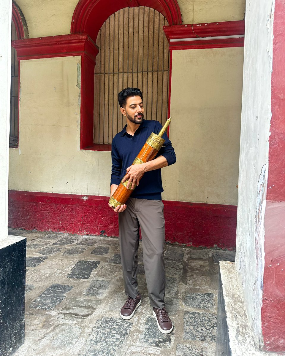 ranveerbrar's tweet photo. Some things never go out of style, like the Gur-Gur. Meet the tool behind Solja, the iconic butter brew of Ladakh.
Did you know about this?
.
.
.
#ranveerbrar #gurgur #ladakh #solja #butterbrew https://t.co/0x16lieDNj