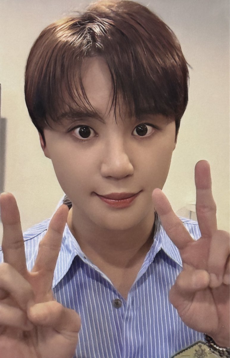 sucre_XIA's tweet image. 청두 팬미팅 포카🩷사진제공 @ si_xia_de 후추ෆ