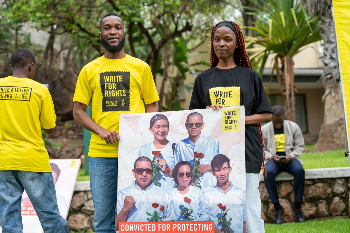 amnesty_zim's tweet image. #InPictures : Catch a glimpse of our #Bulawayo #Write4Rights event.📍✍️

Every year, Amnesty International’s Write for Rights campaign brings people from around the world together to fight for justice and dignity and to build a shared future.

Amongst others, this year’s campaign