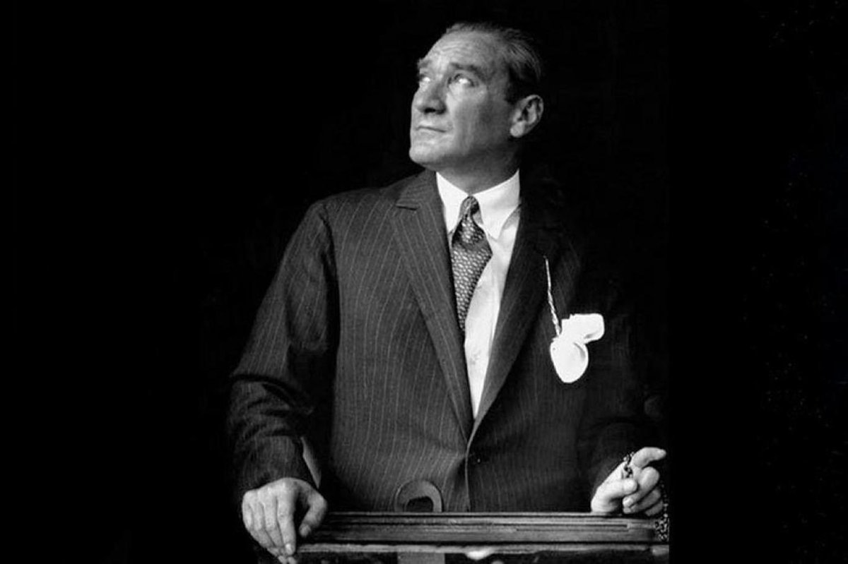 Cumhuriyetimizin kurucusu, büyük önder Mustafa Kemal Atatürk’ü aramızdan ayrılışının yıl dönümünde saygı, minnet ve özlemle anıyorum.

Onun ilke ve hedeflerini yaşatarak çalışmak, üretmek ve ülkemizi daha ileriye taşımak en büyük sorumluluğumuzdur.

Sonsuz saygı ve minnetle,