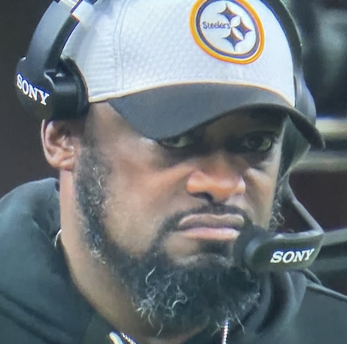 Steeler fans after spending $3000 on tickets, airfare and hotel only to watch their team put up 10 points and an L