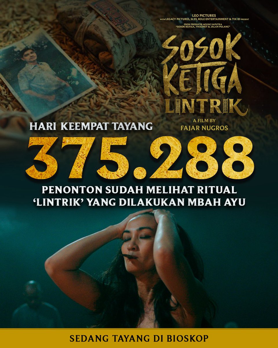 375.288 penonton sudah ikut terkesima dan merinding saat melihat Mbah Ayu melakukan ritual Lintrik😱😱

Film Sosok Ketiga Lintrik SEDANG TAYANG di bioskop. Beli tiketnya sekarang.

#SosokKetigaLintrik #FilmSosokKetigaLintrik #LeoPictures