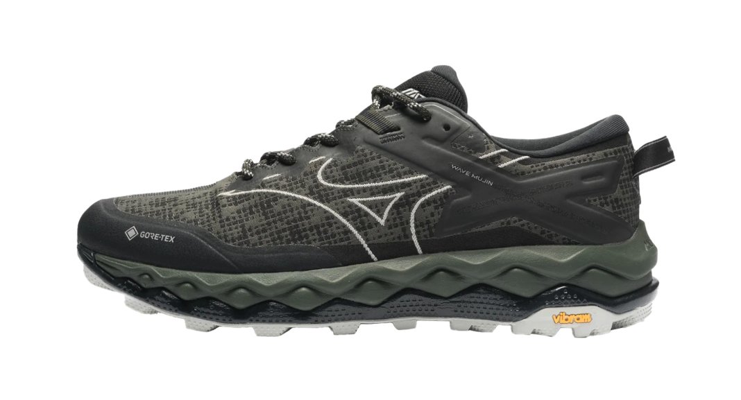 ミ✰ SnkrFreak on X