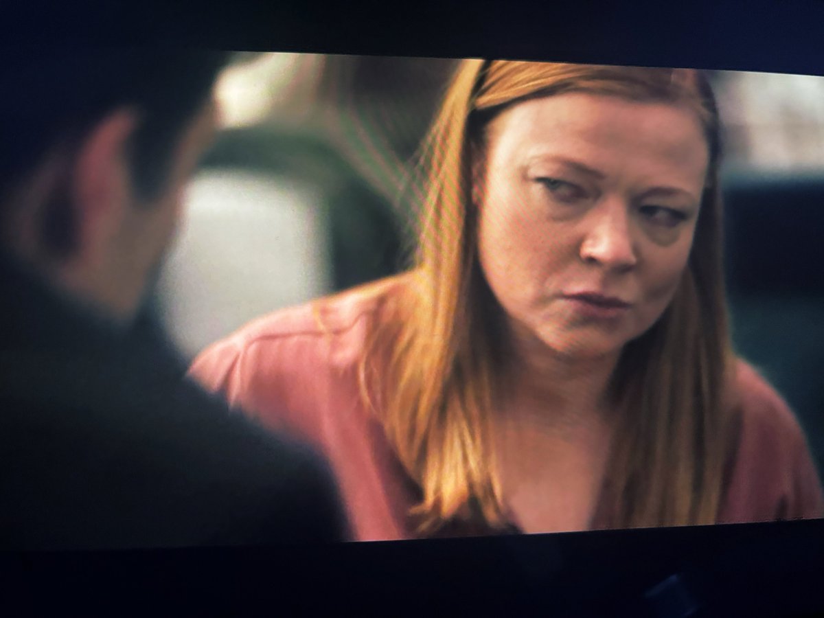 likeeeee I had to rewind that, took a photo &amp; yelled OSCAR 😂 bc exactlyyy I love her