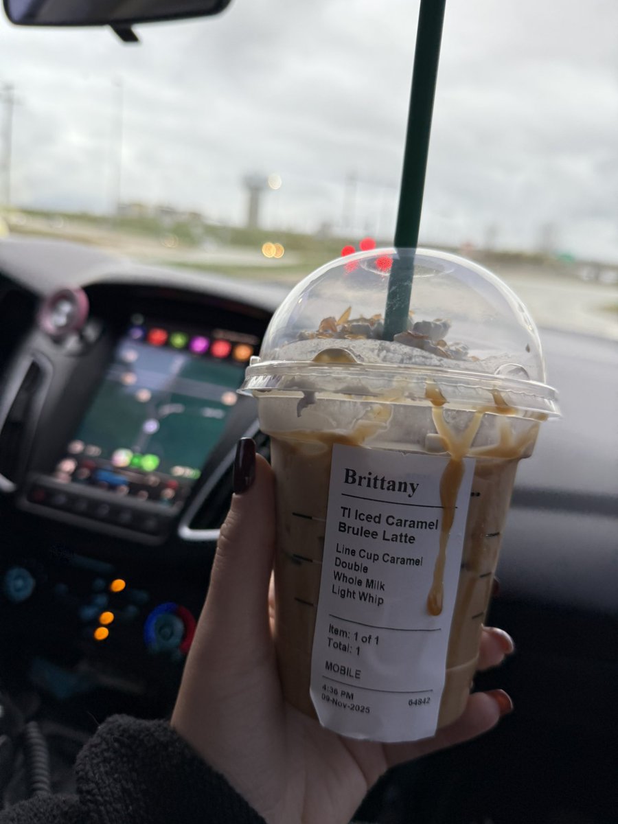 Baked our fave porkloin dinner, set the vibes, got my fave holiday drink, listened to Christmas classics and had fun being festive together 🥹 oh &amp; not to mention the flurries!❄️☃️