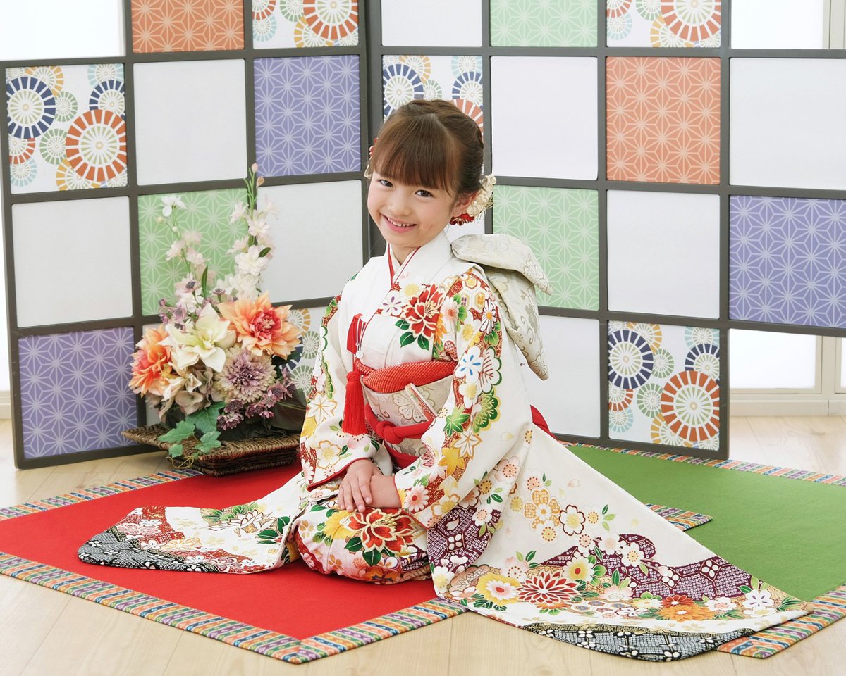 11月15日は #七五三の日。 まだまだご予約受付中！ スタジオアリスの