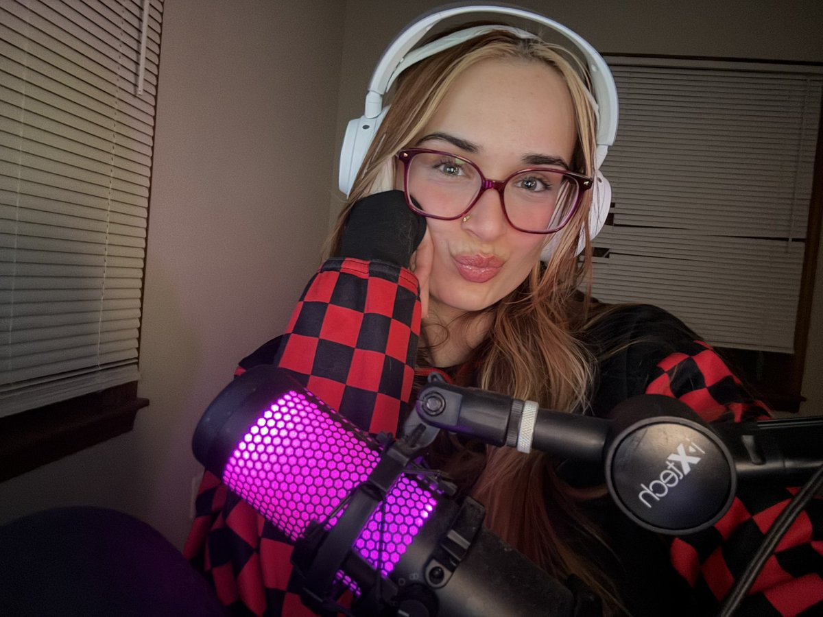 miss me? 💋

live now 🫰🏼