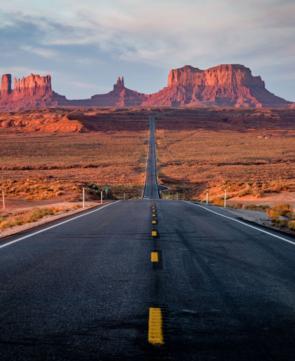 Monument Valley, USA  #Sunset #ColorSky