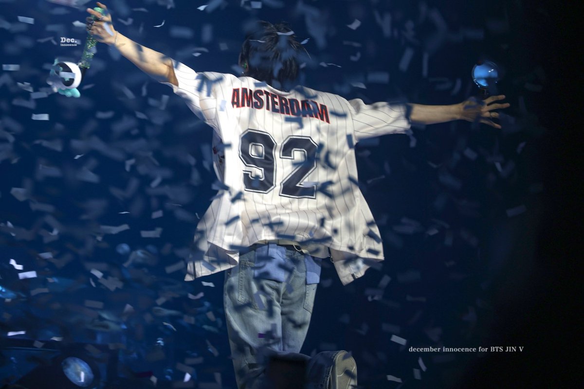 Dec_Innocence's tweet image. 달려줘서 고마워 석진아

I’m voting #Jin for the #2025MAMAVOTE