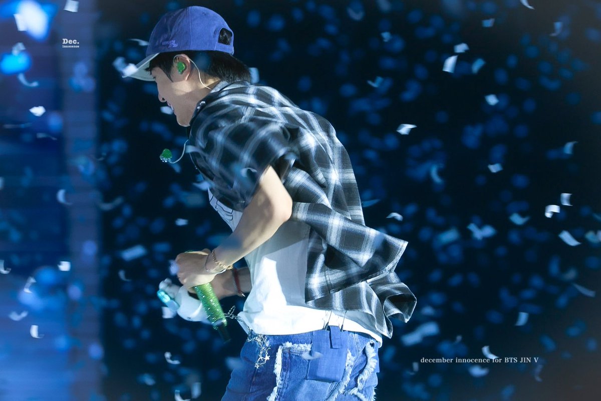 Dec_Innocence's tweet image. 달려줘서 고마워 석진아

I’m voting #Jin for the #2025MAMAVOTE