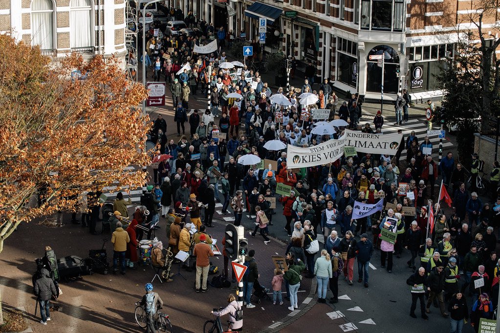 Just days before the Dutch elections, I joined 45,000+ people on the streets of The Hague,( Netherlands) demanding bold and urgent action on the climate crisis. Standing on the front line with passionate advocates from different movements, I witnessed a powerful moment of unity