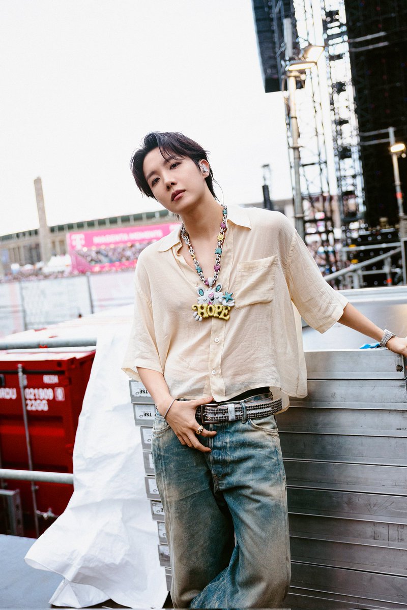 I’m voting #jhope  for the #2025MAMAVOTE