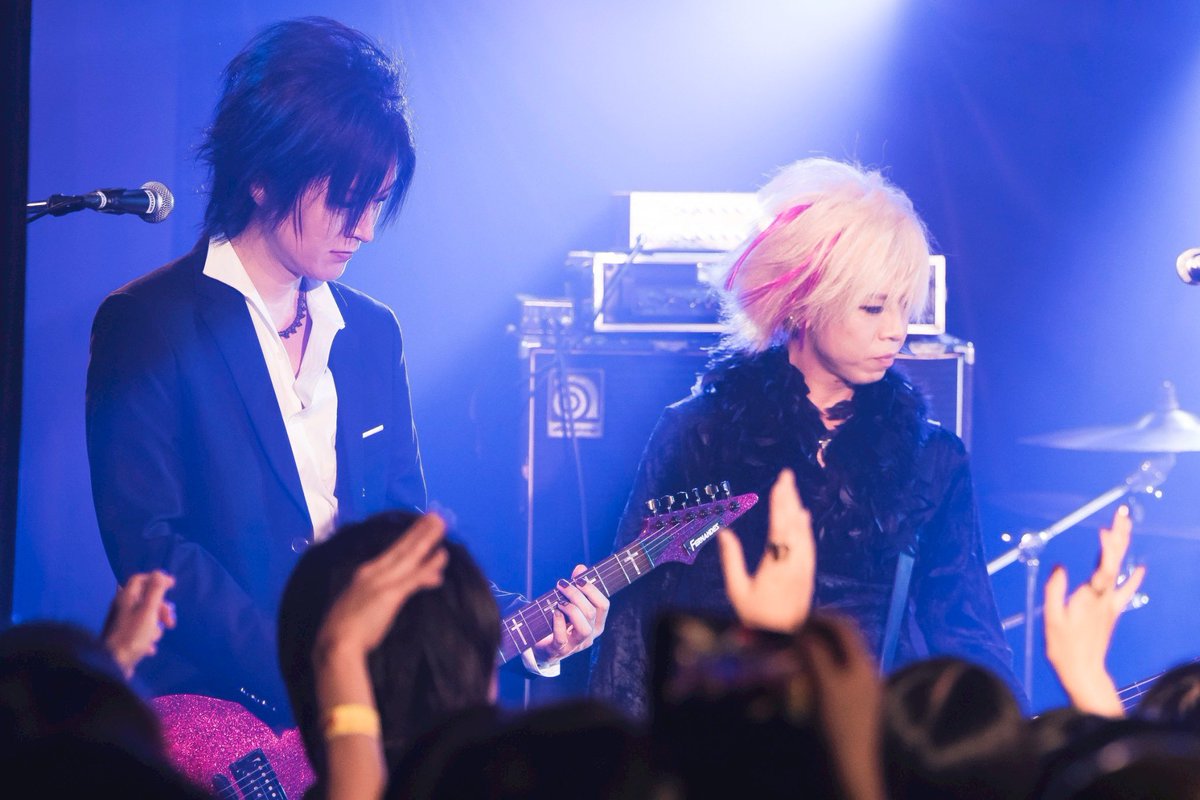 mockingbird340x's tweet image. LAMÉ SEA（as LUNA SEA）
📸@245_photo 
💄@cherry_rose05 
🎸RE-155C

#LUNASEA
#ラメフェス
#鱧祭