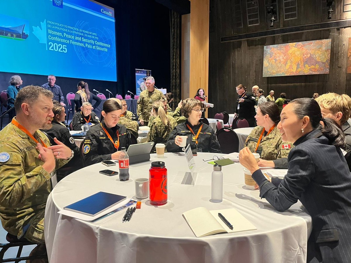 ModJapan_en's tweet image. JMOD joined the Women, Peace and Security (#WPS) Conference marking the 25th anniversary of UNSCR 1325 hosted by @NationalDefence on Oct 28 and introduced its WPS initiatives. We also exchanged views with 🇨🇦 and other partner nations to further advance global  cooperation!