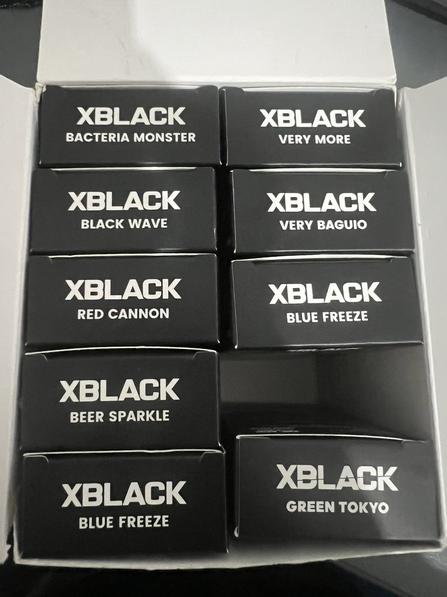 azuldump's tweet photo. Sino may gusto? Dm niyo ko https://t.co/s4K4pkzHHz