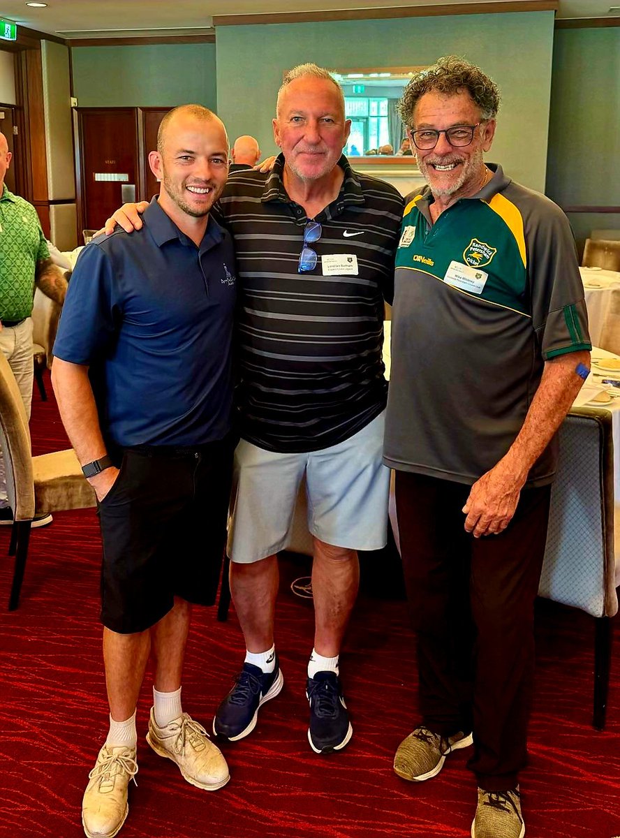 HowsThatPodcast's tweet image. Mike Whitney and his son Fergus with Lord Ian Botham at the Randwick Petersham Cricket Club golf day at Terrey Hills Golf Club last week...

#ashes #Cricket #australia #england #golfday #golf #emajingolf #mikewhitney #ianbotham #howsthatpodcast
